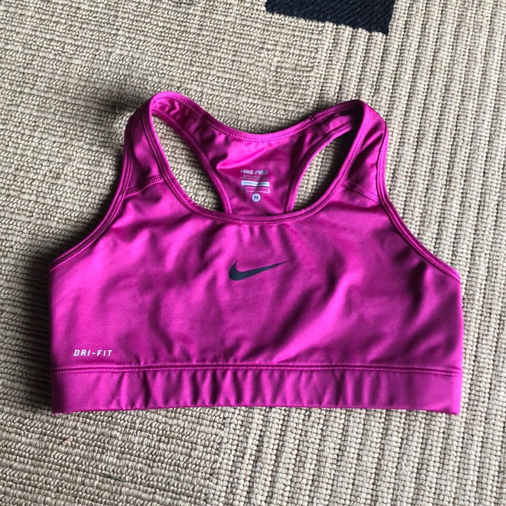 Sports bra